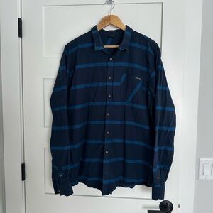 Oakley Men's Navy Blue Striped Button-Up Shirt. Size XXL.